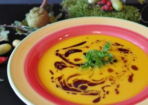 オーガニック根菜を使った美味しいスープのレシピは？