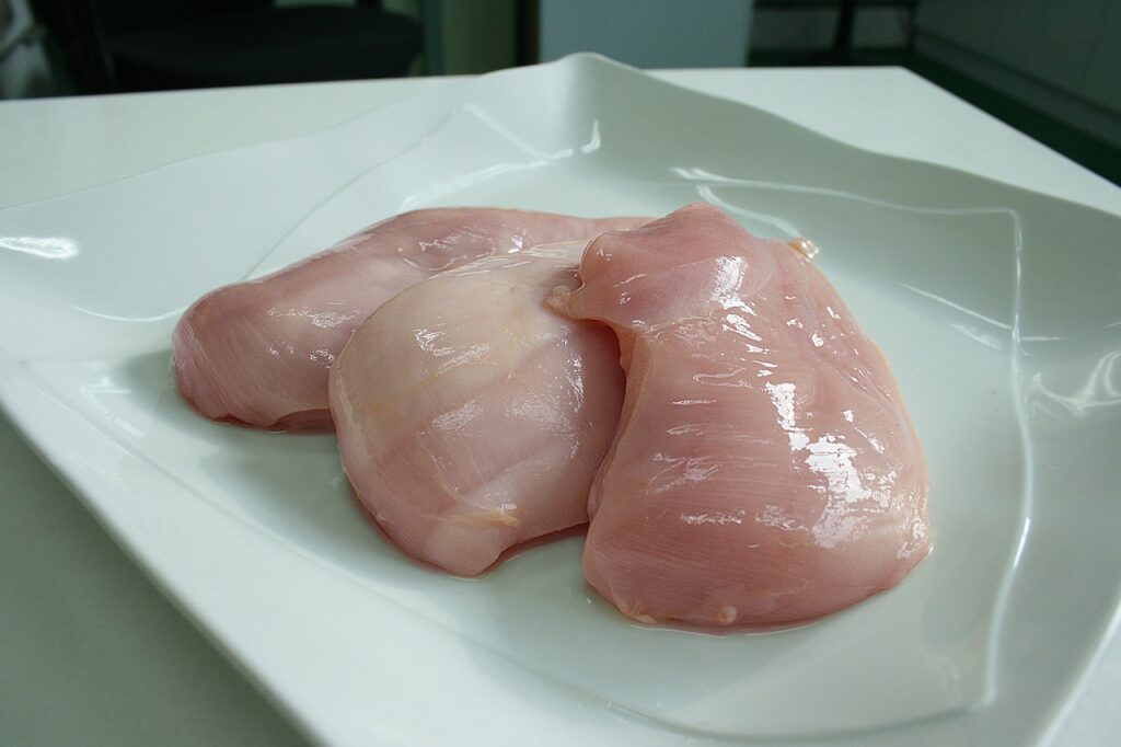 オーガニック鶏胸肉を使ったしっとりレシピは？
